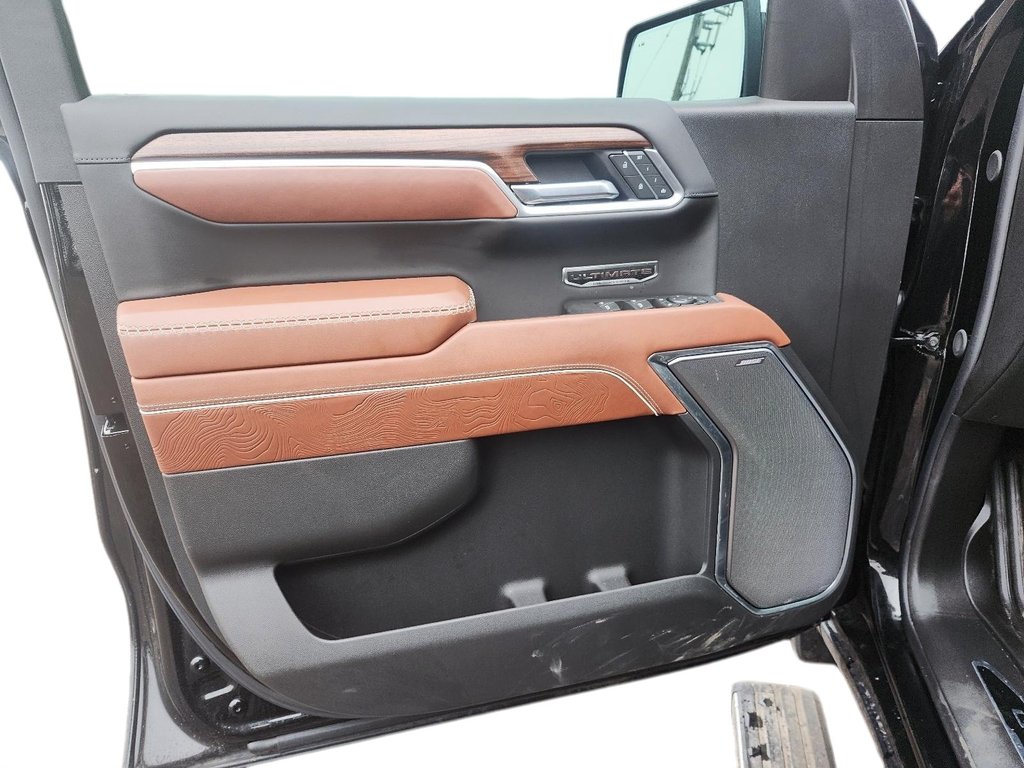 2026 GMC Sierra 1500 Crew Cab Short Box 4-Wheel Drive Denali Ultimate in Brantford, Ontario - 11 - w1024h768px