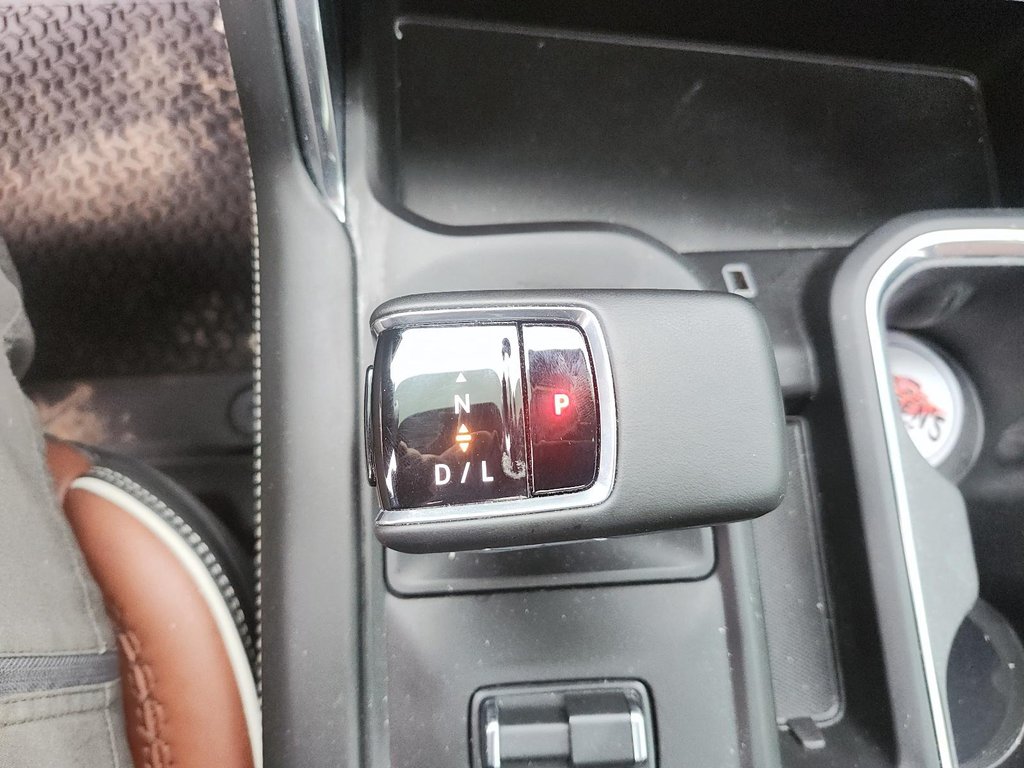 2026 GMC Sierra 1500 Crew Cab Short Box 4-Wheel Drive Denali Ultimate in Brantford, Ontario - 15 - w1024h768px