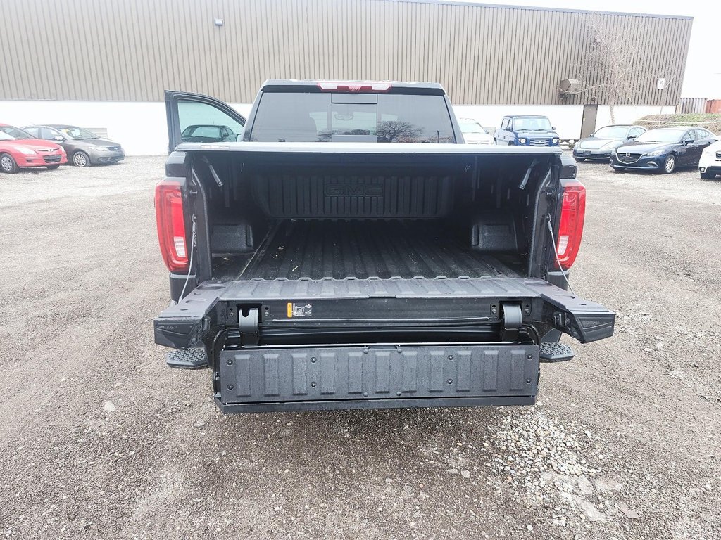 2026 GMC Sierra 1500 Crew Cab Short Box 4-Wheel Drive Denali Ultimate in Brantford, Ontario - 17 - w1024h768px