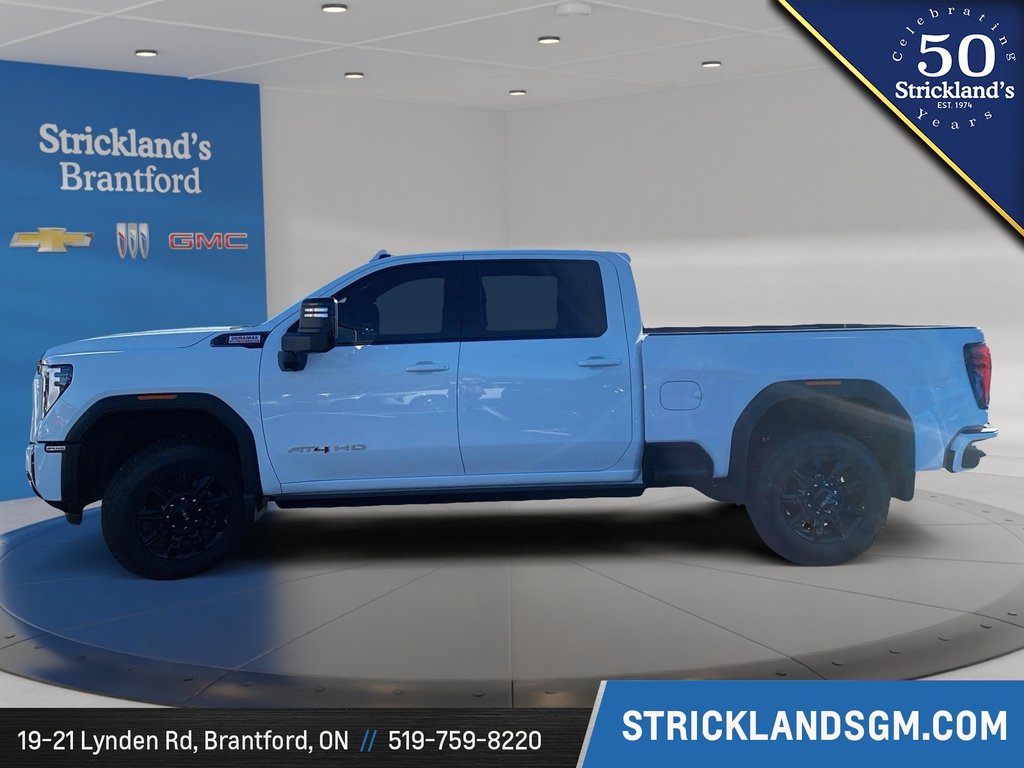 2024  Sierra 2500HD 4WD Crew Cab Standard Box AT4 in Stratford, Ontario - 5 - w1024h768px