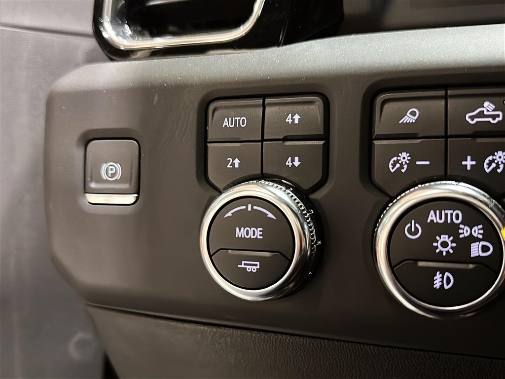 2024 GMC Sierra 2500HD 4WD Crew Cab Standard Box Denali Ultimate in Brantford, Ontario - 15 - w1024h768px