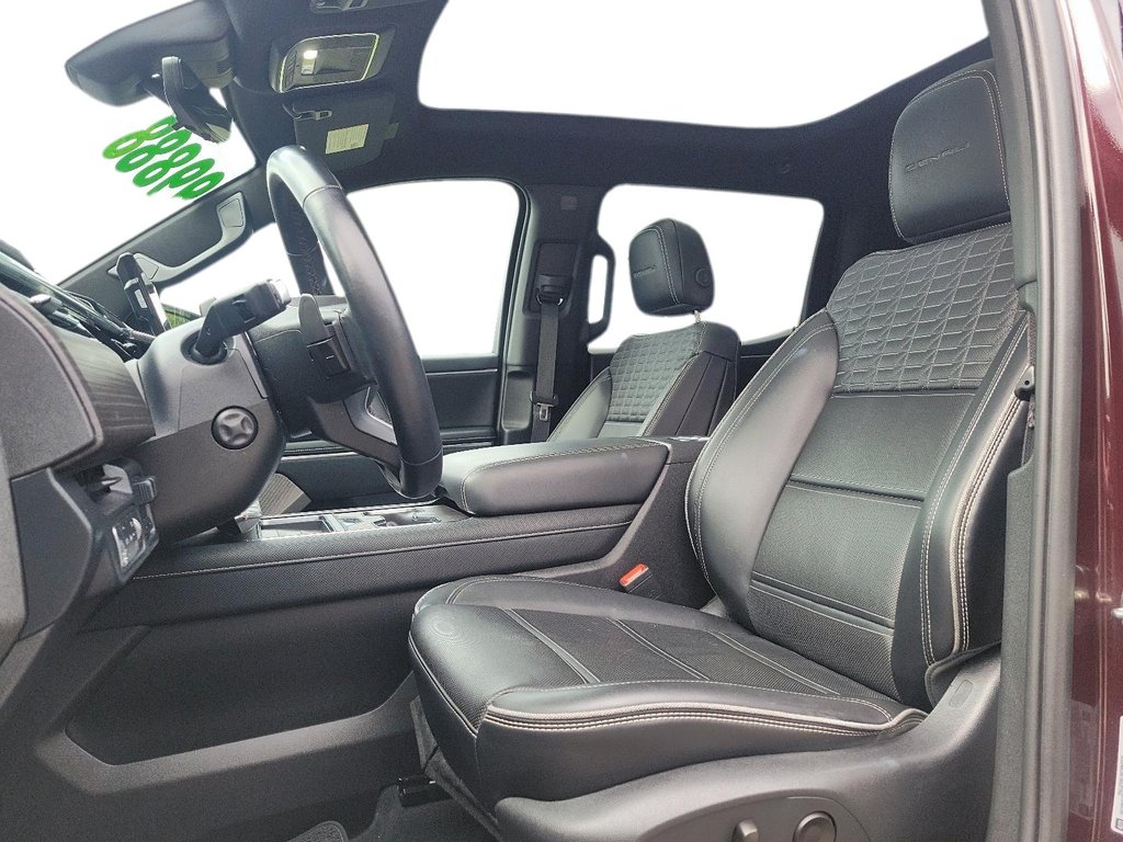 2025 GMC Sierra EV e4WD Crew Cab MAX Range Denali in Brantford, Ontario - 7 - w1024h768px