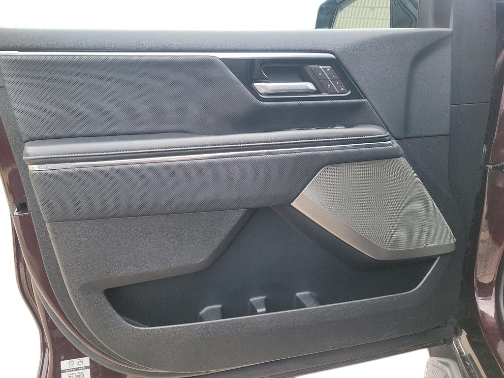 2025 GMC Sierra EV e4WD Crew Cab MAX Range Denali in Brantford, Ontario - 9 - w1024h768px