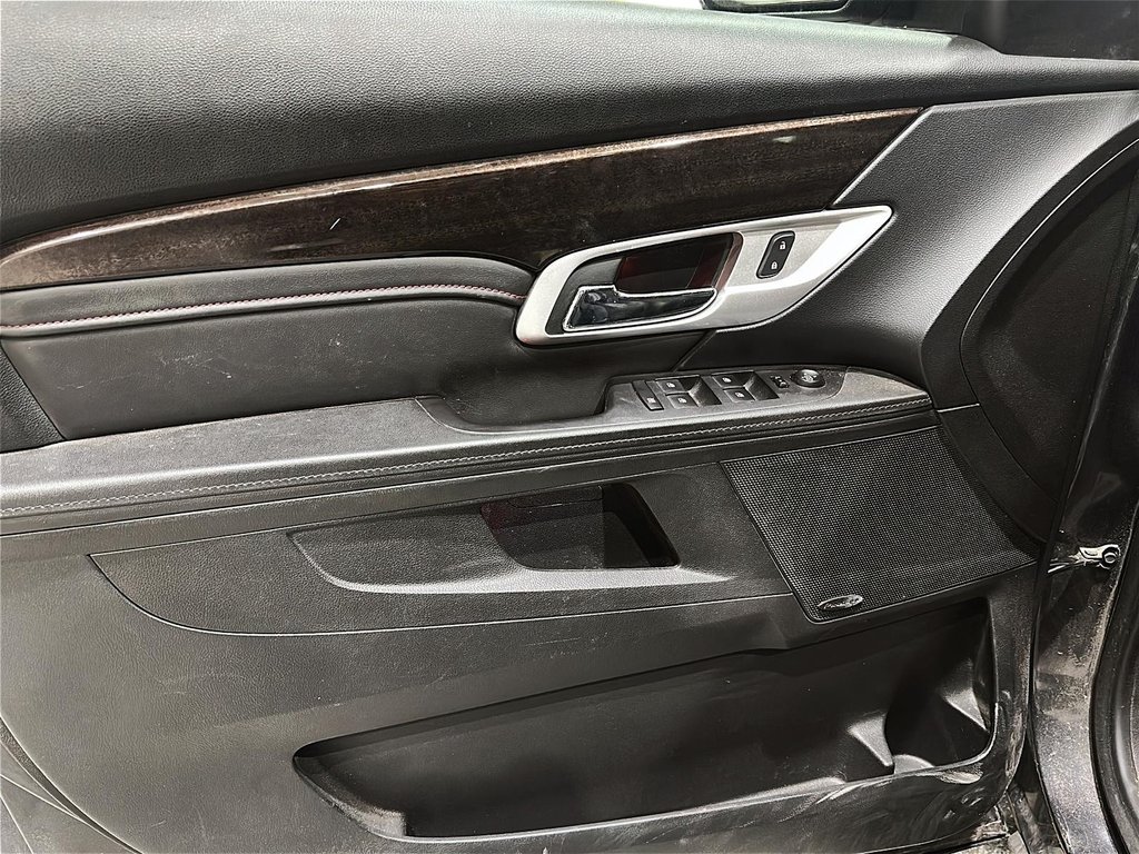 2016 GMC Terrain AWD Denali in Stratford, Ontario - 10 - w1024h768px