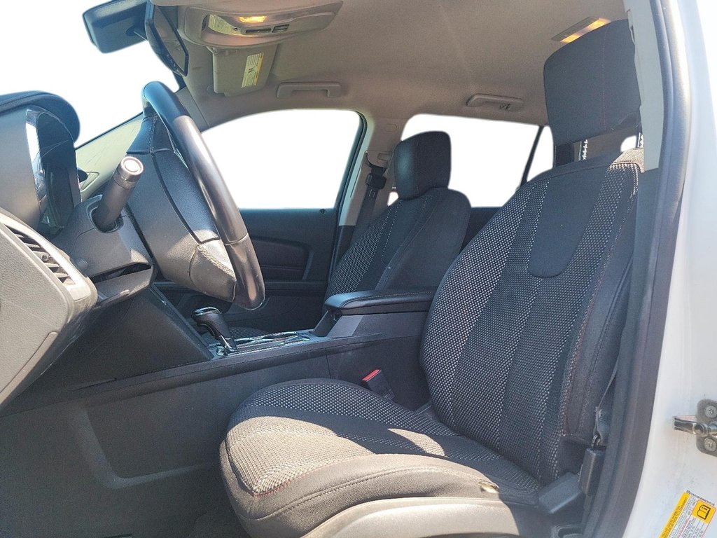 2017 GMC Terrain FWD SLE-2 in Brantford, Ontario - 8 - w1024h768px