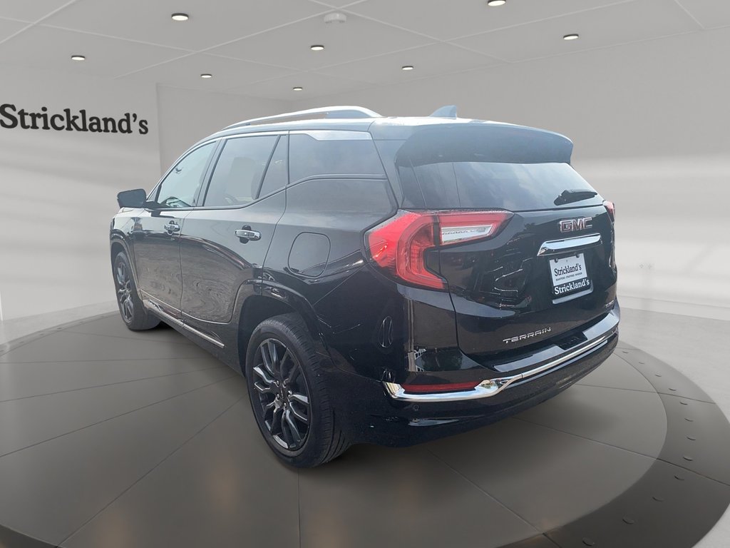 2023 GMC Terrain Denali AWD in Stratford, Ontario - 4 - w1024h768px