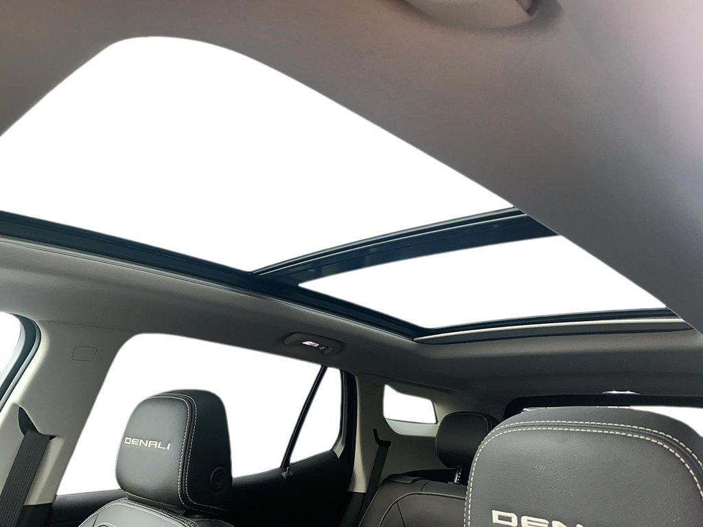 2023 GMC Terrain Denali AWD in Stratford, Ontario - 17 - w1024h768px