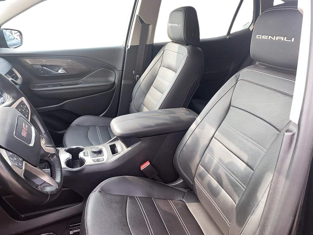 2023 GMC Terrain Denali AWD in Stratford, Ontario - 9 - w1024h768px