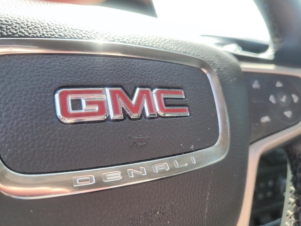 2023 GMC Terrain Denali AWD in Brantford, Ontario - 15 - w1024h768px