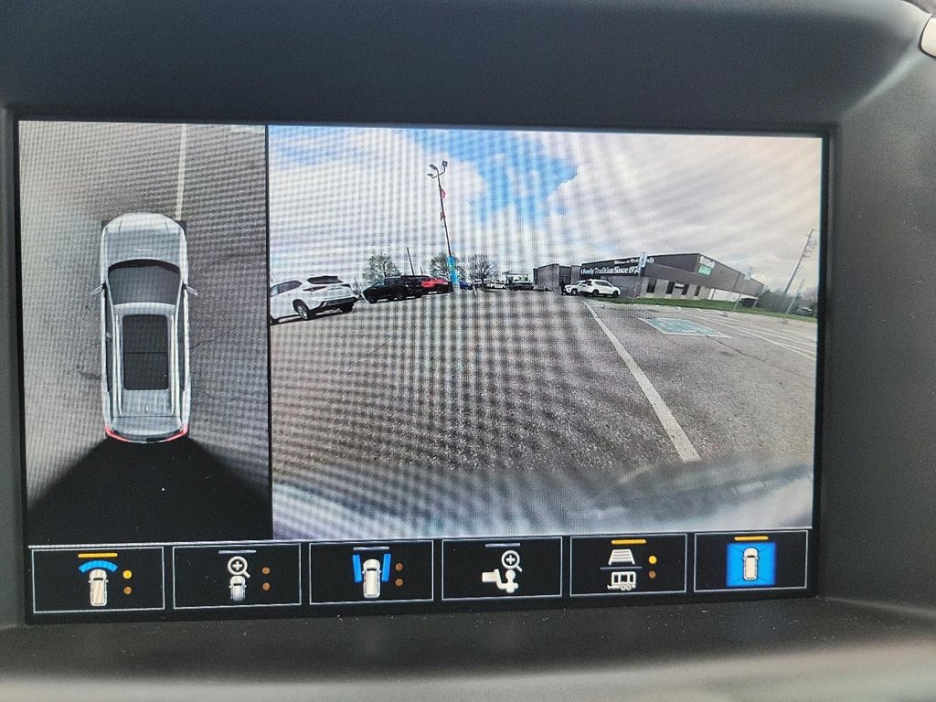 2023 GMC Terrain Denali AWD in Brantford, Ontario - 17 - w1024h768px