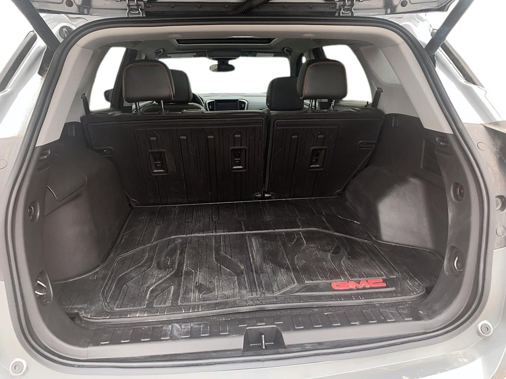 2024 GMC Terrain AWD AT4 in Brantford, Ontario - 6 - w1024h768px