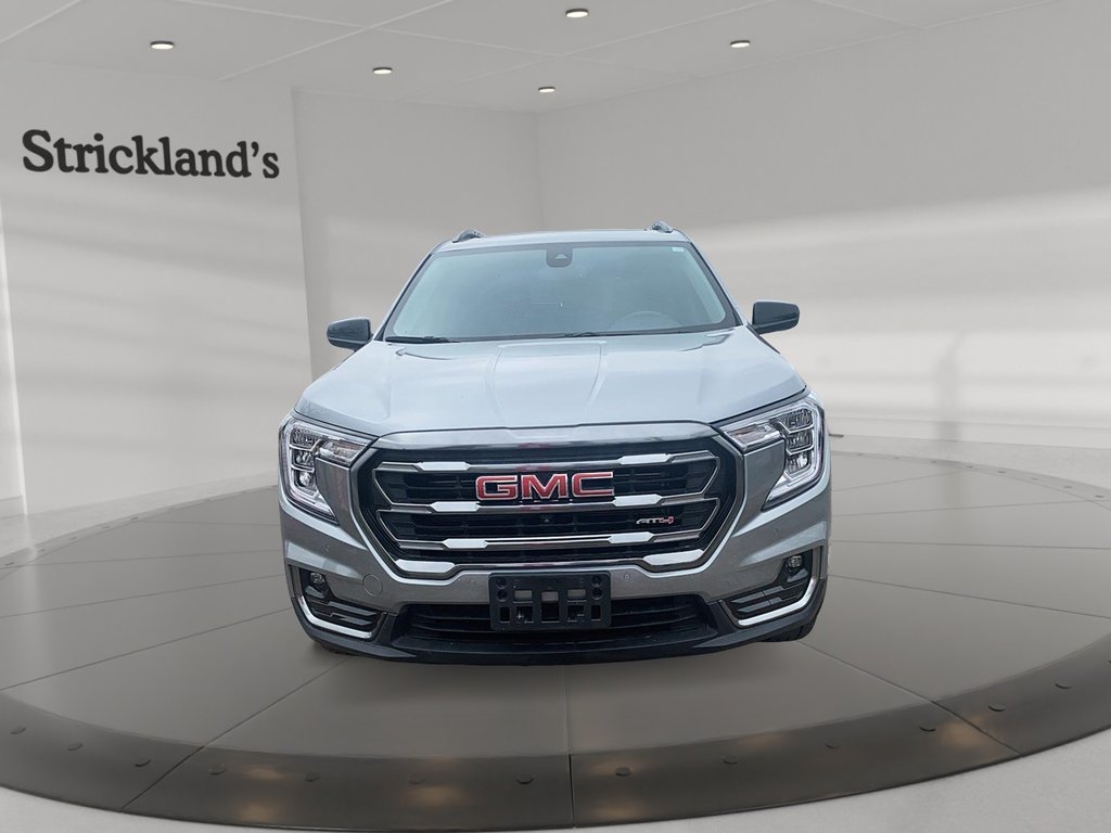 2024 GMC Terrain AWD AT4 in Brantford, Ontario - 2 - w1024h768px