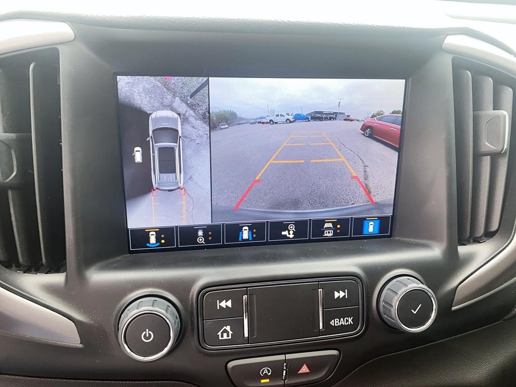 2024 GMC Terrain AWD AT4 in Brantford, Ontario - 18 - w1024h768px