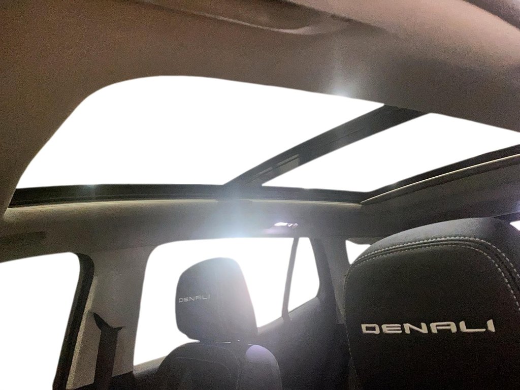 2024 GMC Terrain AWD Denali in Stratford, Ontario - 17 - w1024h768px
