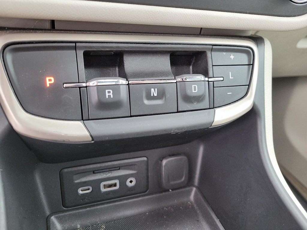 2024 GMC Terrain AWD Denali in Brantford, Ontario - 14 - w1024h768px