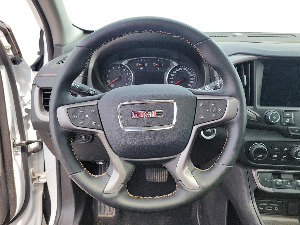 2024 GMC Terrain AWD AT4 in Brantford, Ontario - 11 - w1024h768px