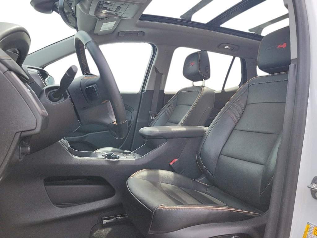2024 GMC Terrain AWD AT4 in Brantford, Ontario - 8 - w1024h768px