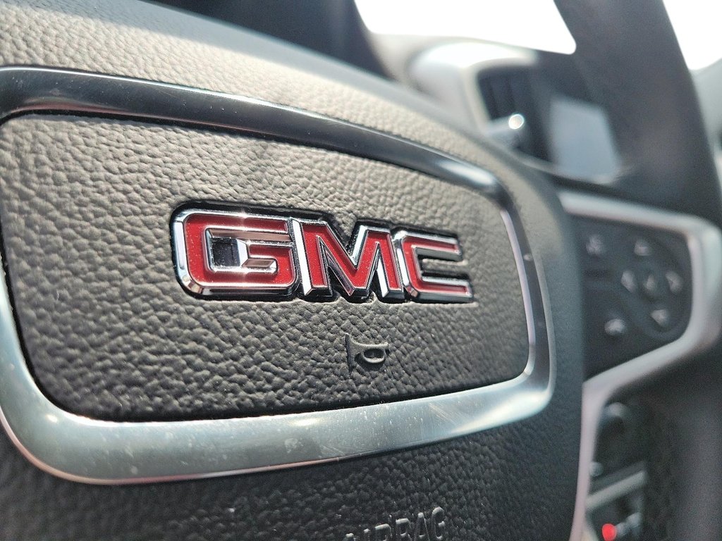 2024 GMC Terrain AWD SLT in Brantford, Ontario - 18 - w1024h768px