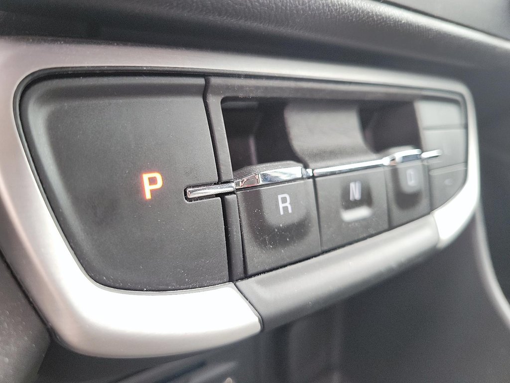 2024 GMC Terrain AWD SLT in Brantford, Ontario - 14 - w1024h768px