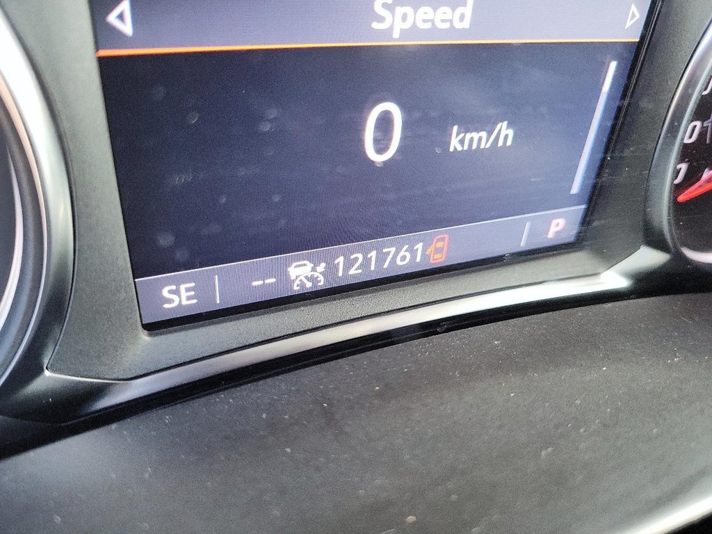 2024 GMC Terrain AWD AT4 in Brantford, Ontario - 12 - w1024h768px