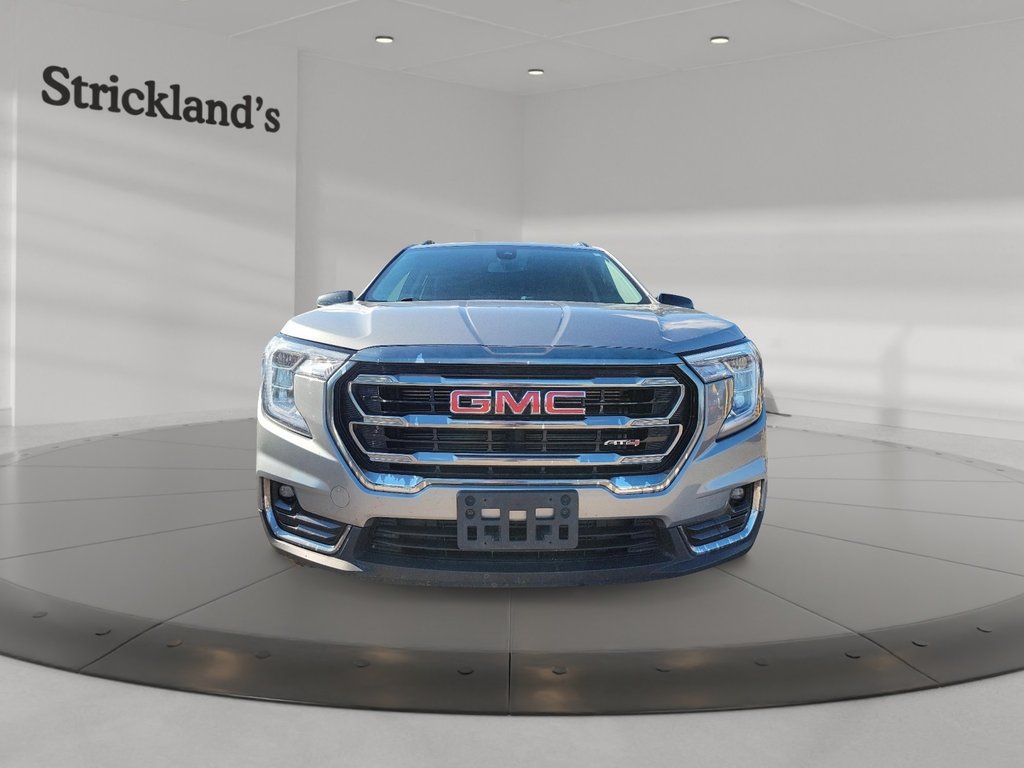 2024 GMC Terrain AWD AT4 in Brantford, Ontario - 2 - w1024h768px