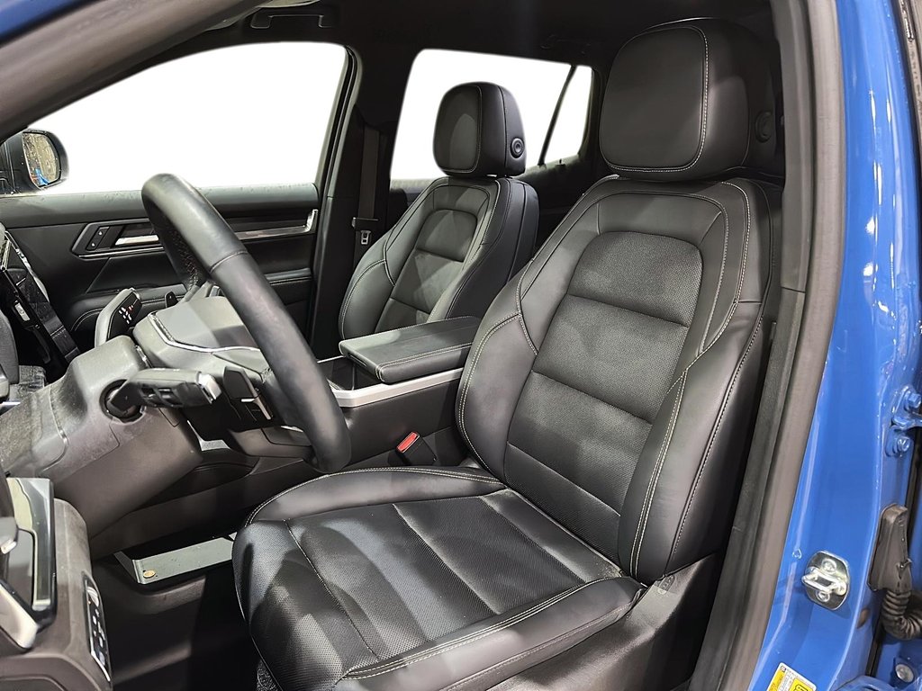 2025 GMC Terrain AWD Elevation in Brantford, Ontario - 8 - w1024h768px