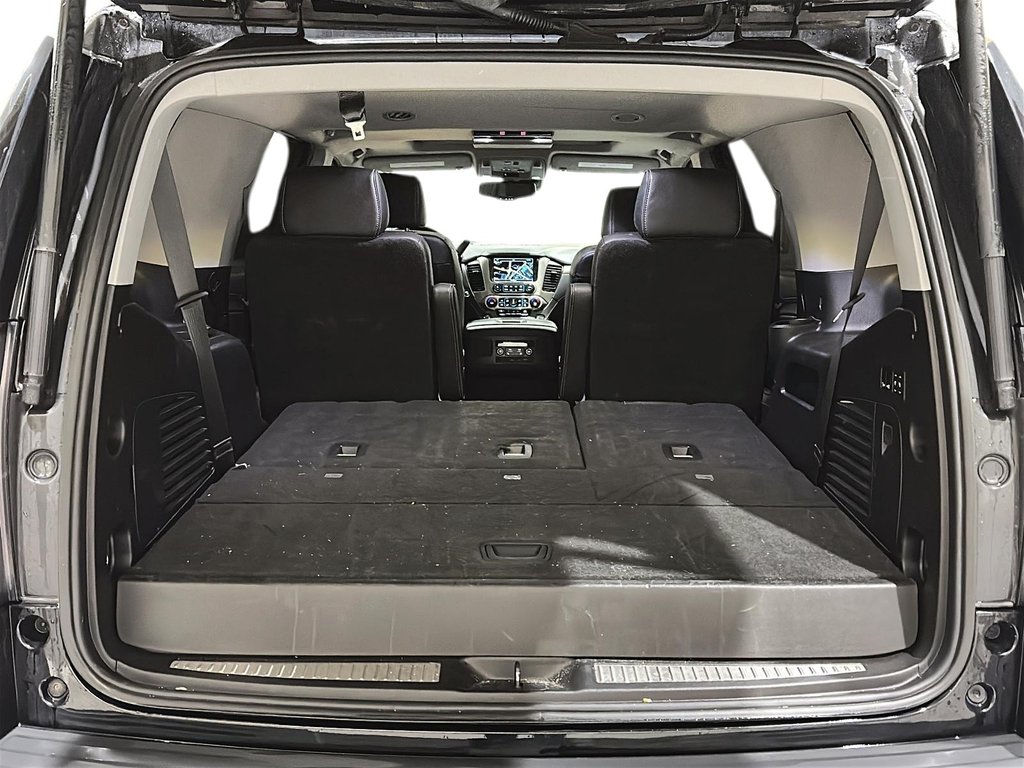 2020 GMC Yukon 4x4 Denali in Brantford, Ontario - 6 - w1024h768px