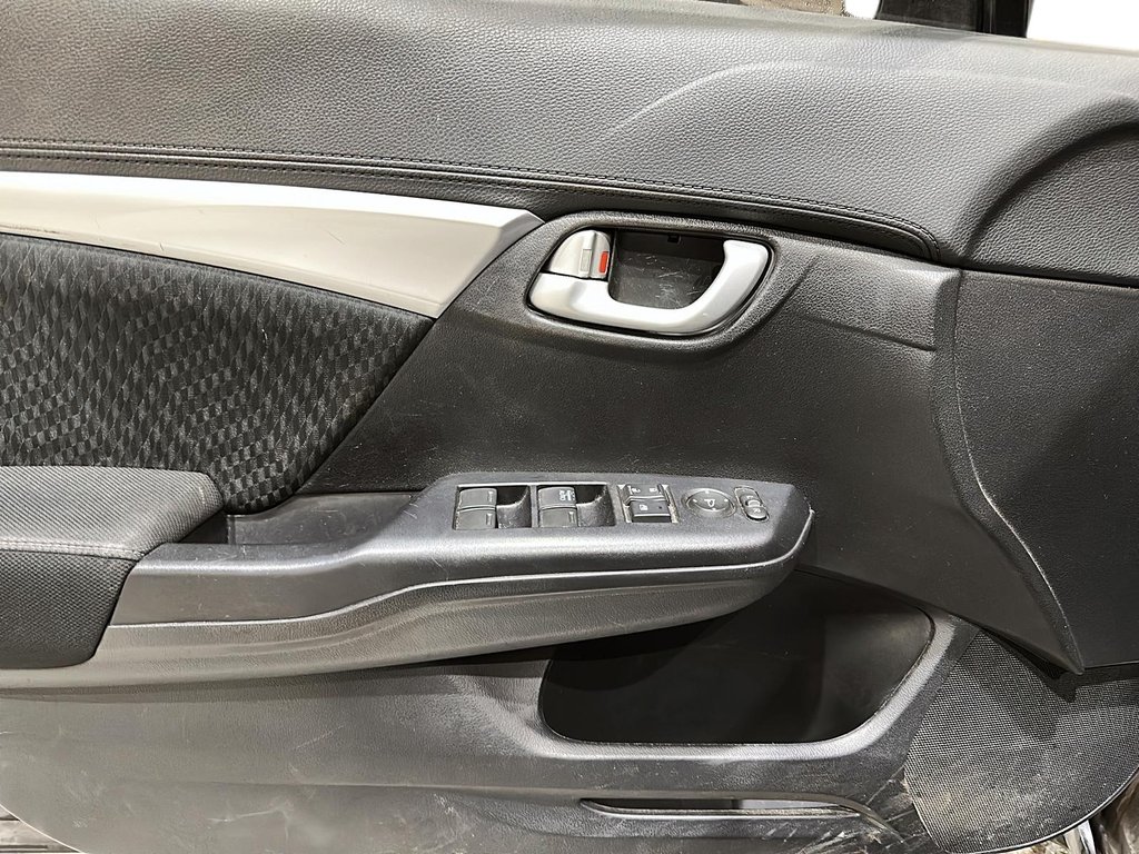 2015 Honda Civic Sedan EX CVT in Stratford, Ontario - 11 - w1024h768px