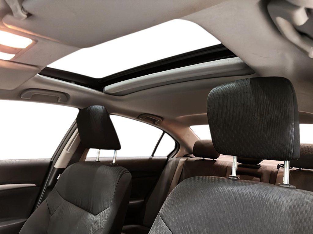 2015 Honda Civic Sedan EX CVT in Stratford, Ontario - 16 - w1024h768px