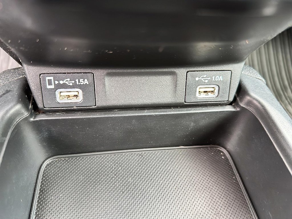2020 Honda CR-V EX-L 4WD in Stratford, Ontario - 16 - w1024h768px