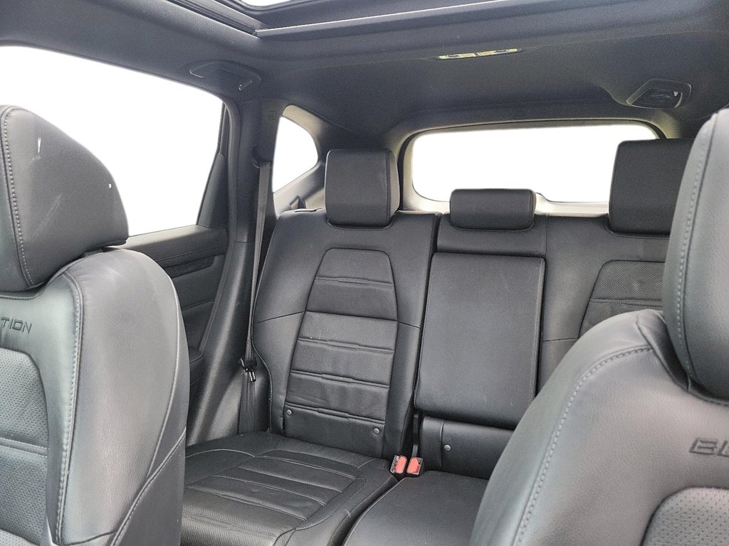 2021 Honda CR-V Black Edition 4WD in Brantford, Ontario - 16 - w1024h768px