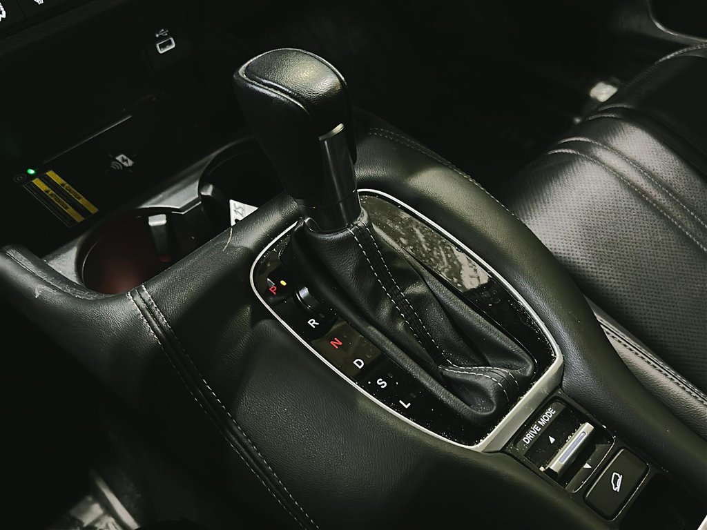 2023 Honda HR-V EX-L Navi 4WD CVT in Brantford, Ontario - 13 - w1024h768px