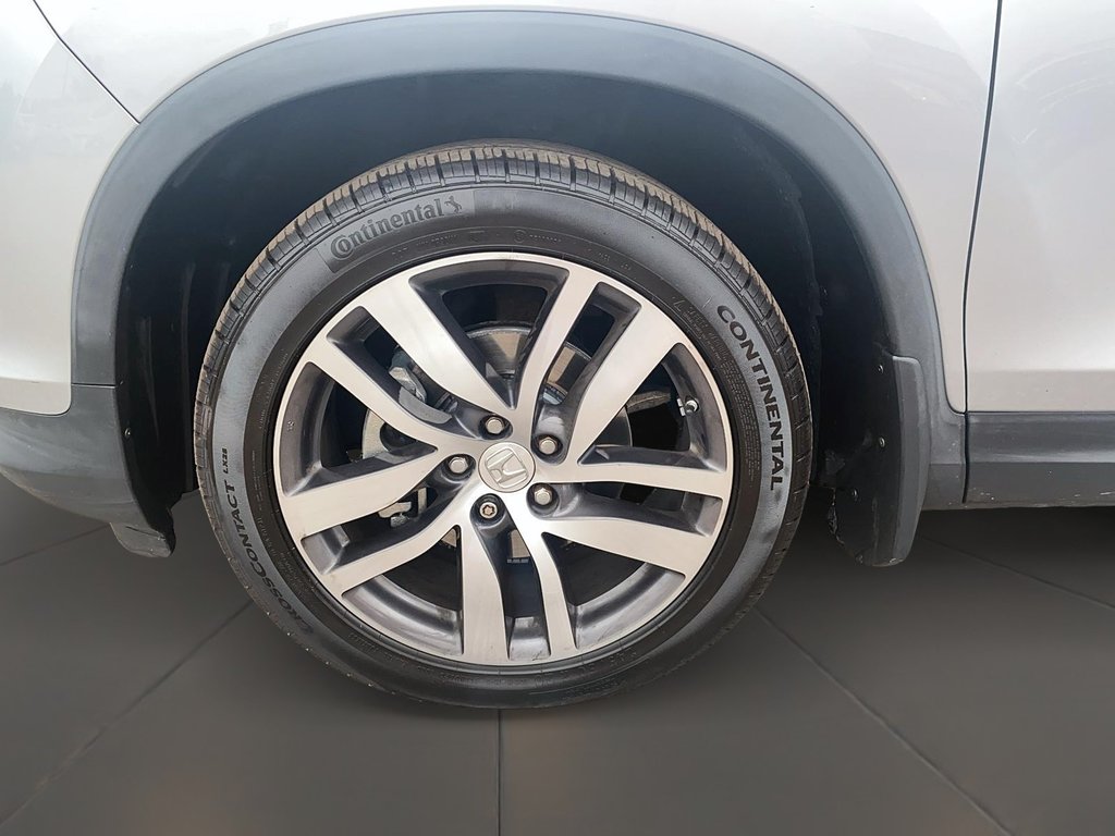 2016 Honda Pilot Touring 9AT AWD in Brantford, Ontario - 7 - w1024h768px