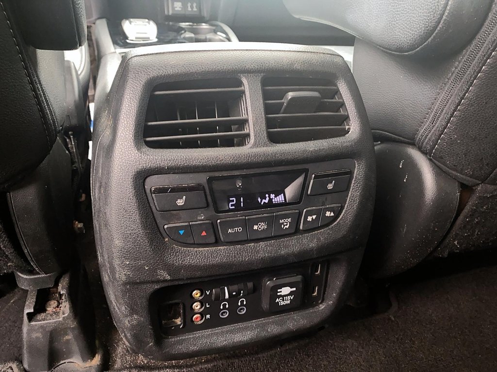 2016 Honda Pilot Touring 9AT AWD in Brantford, Ontario - 19 - w1024h768px