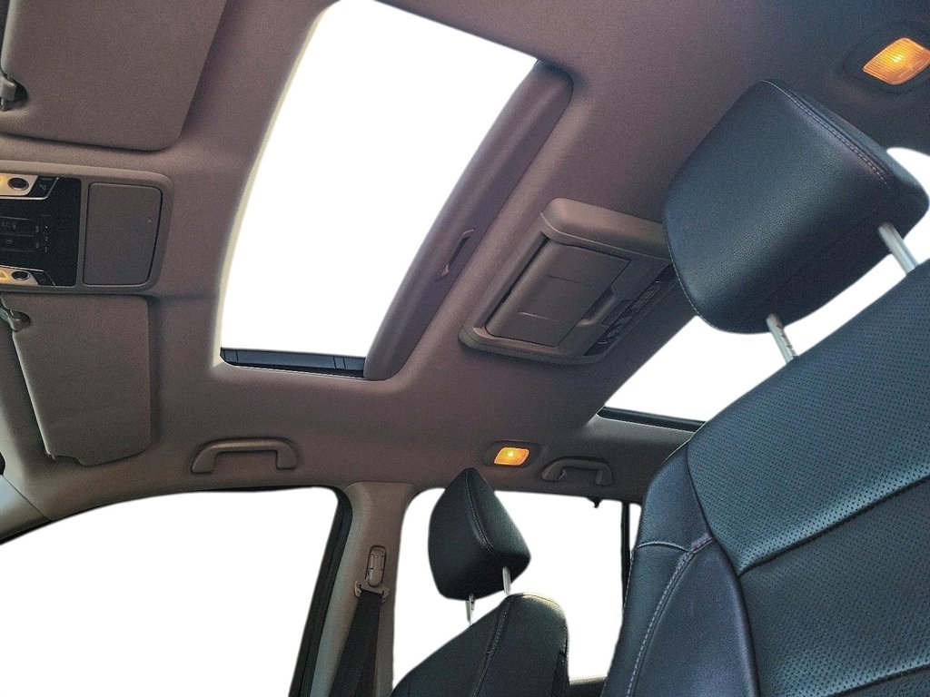 2016 Honda Pilot Touring 9AT AWD in Brantford, Ontario - 16 - w1024h768px