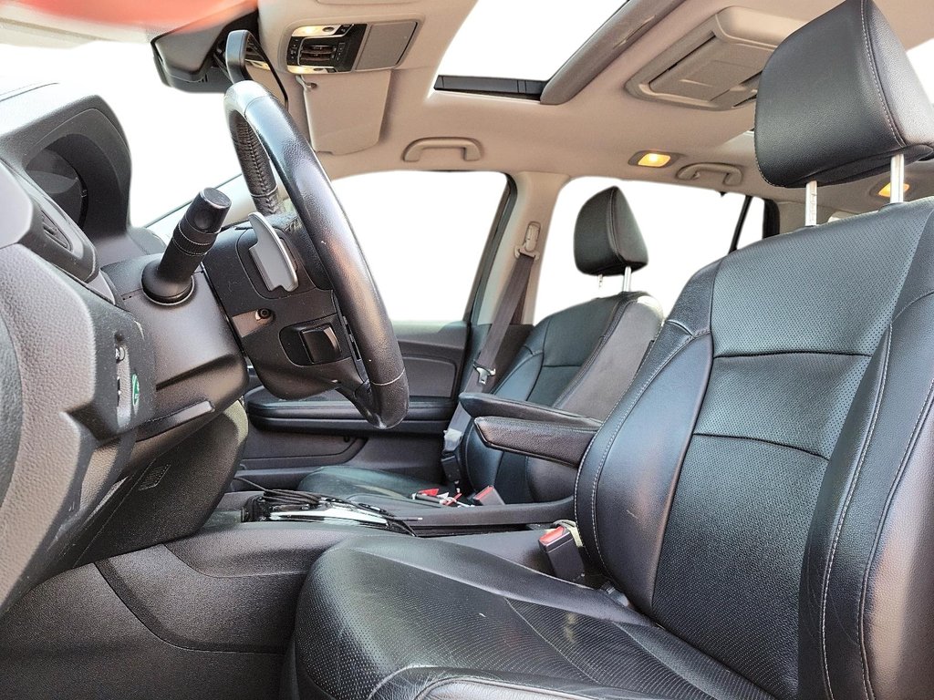 2016 Honda Pilot Touring 9AT AWD in Brantford, Ontario - 8 - w1024h768px