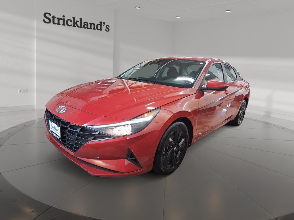 2023 Hyundai Elantra Sedan Preferred IVT in Brantford, Ontario - 1 - w1024h768px