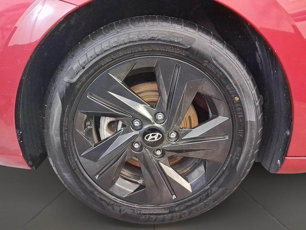 2023 Hyundai Elantra Sedan Preferred IVT in Brantford, Ontario - 7 - w1024h768px