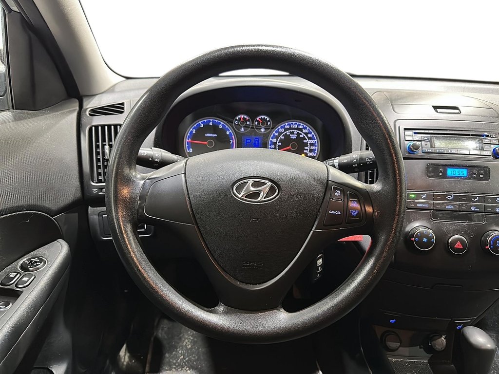 2012 Hyundai Elantra Touring GL at in Stratford, Ontario - 11 - w1024h768px