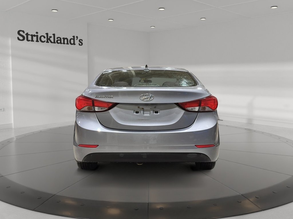 2015 Hyundai Elantra SE at in Stratford, Ontario - 3 - w1024h768px