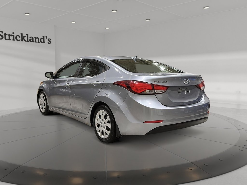 2015 Hyundai Elantra SE at in Stratford, Ontario - 4 - w1024h768px