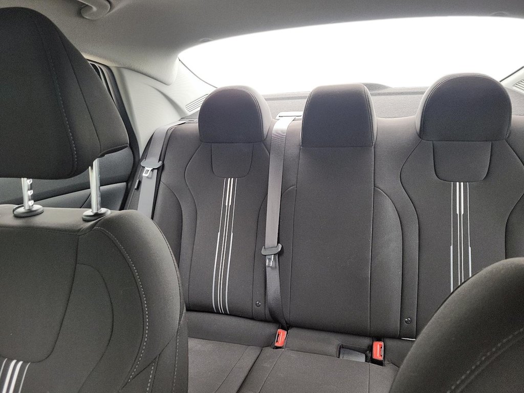 2025 Hyundai Elantra Preferred IVT in Brantford, Ontario - 17 - w1024h768px