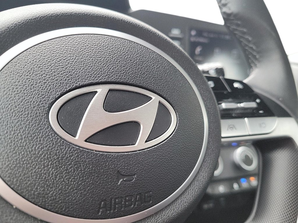 2025 Hyundai Elantra Preferred IVT in Brantford, Ontario - 19 - w1024h768px