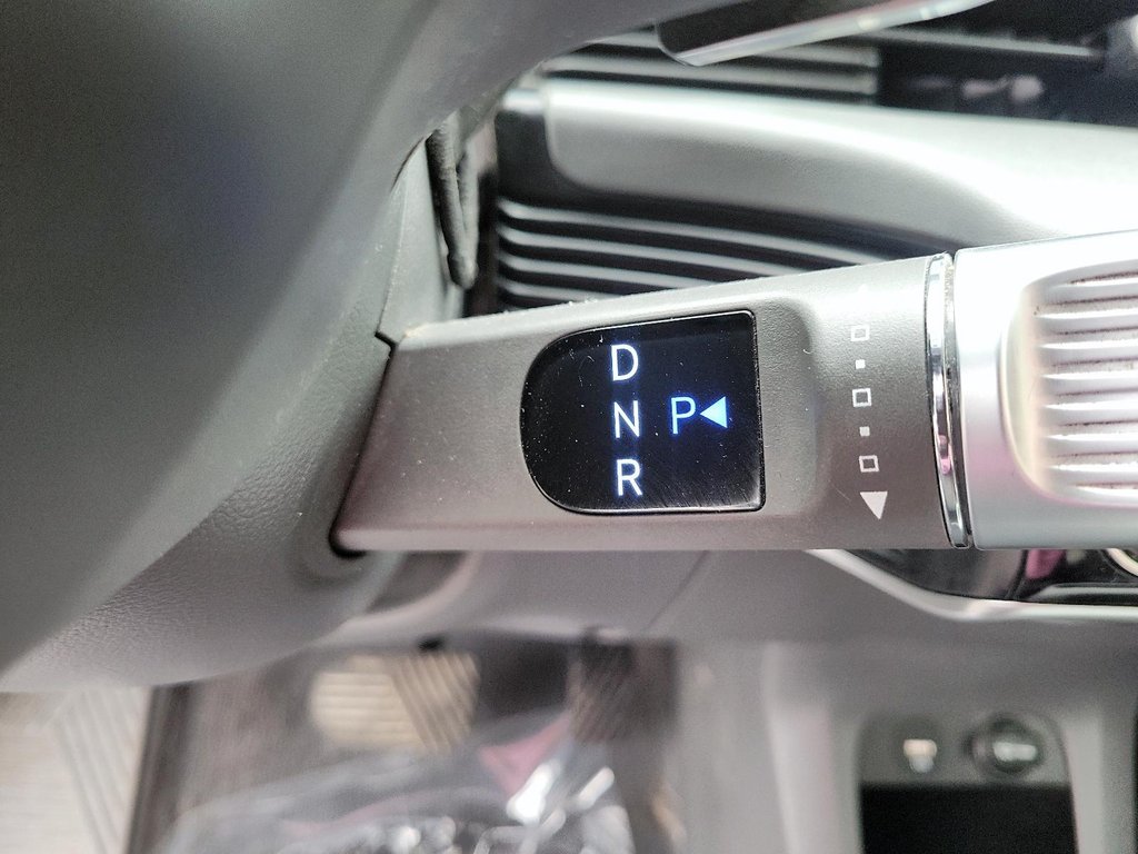 2022 Hyundai Ioniq 5 Preferred Long Range RWD in Brantford, Ontario - 14 - w1024h768px