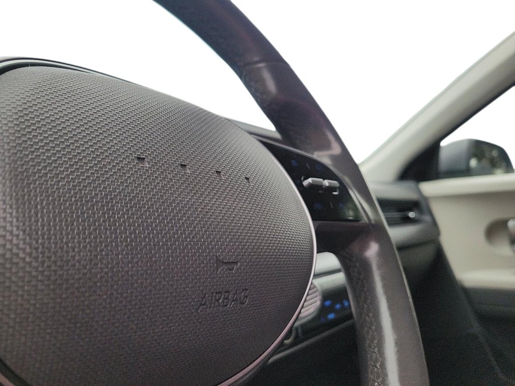 2022 Hyundai Ioniq 5 Preferred Long Range RWD in Brantford, Ontario - 17 - w1024h768px