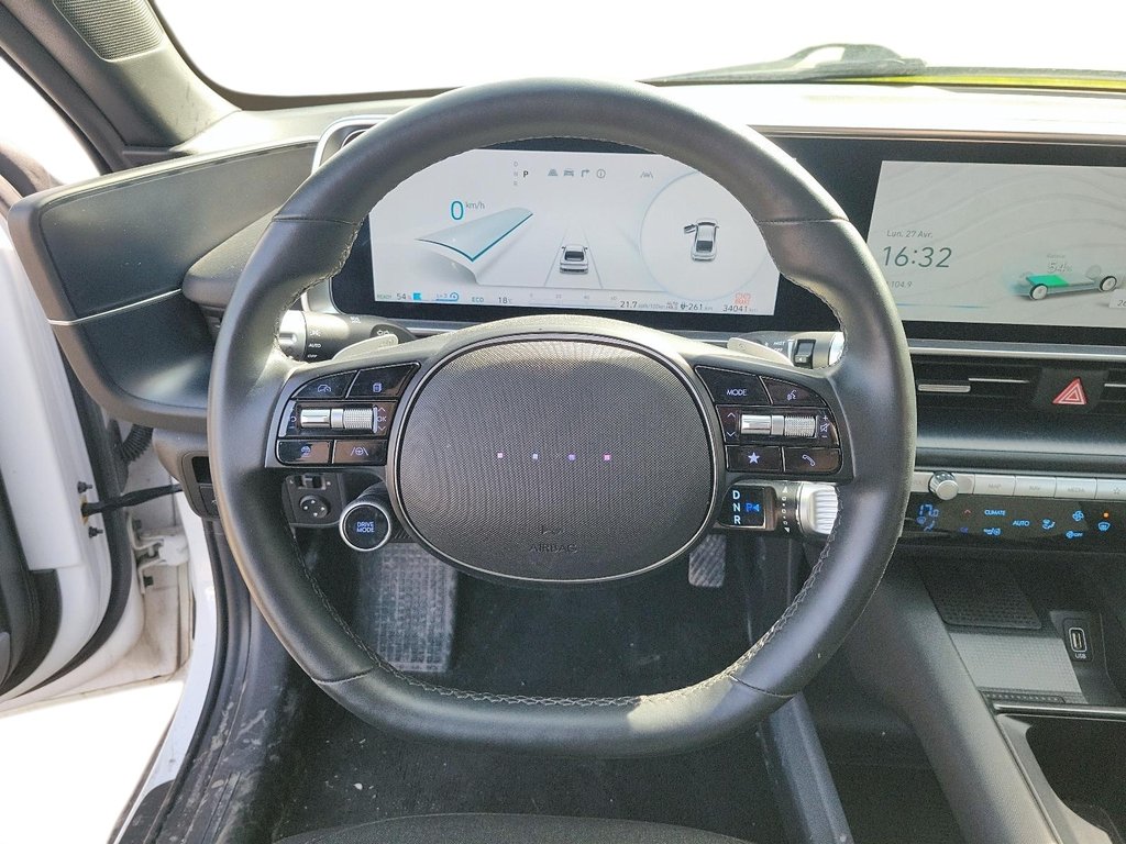 2025 Hyundai IONIQ 6 Preferred RWD Long Range in Brantford, Ontario - 11 - w1024h768px