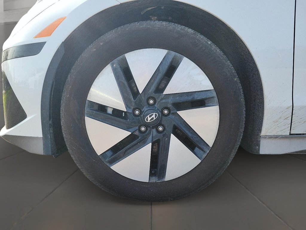 2025 Hyundai IONIQ 6 Preferred RWD Long Range in Brantford, Ontario - 7 - w1024h768px
