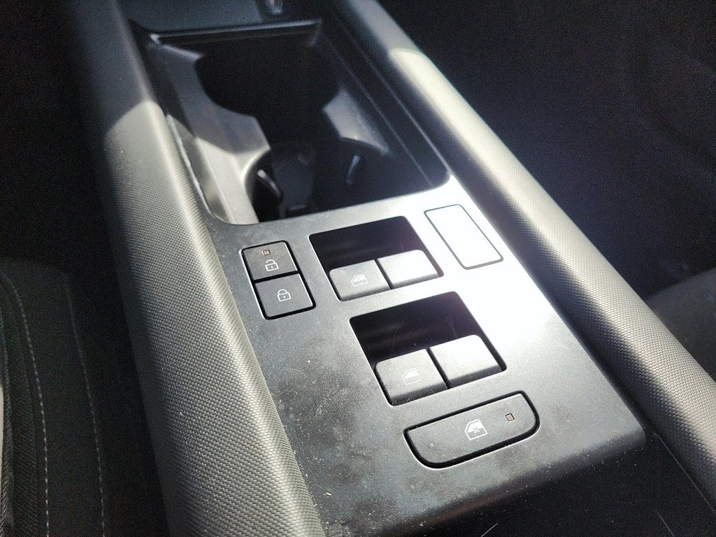 2025 Hyundai IONIQ 6 Preferred RWD Long Range in Brantford, Ontario - 20 - w1024h768px