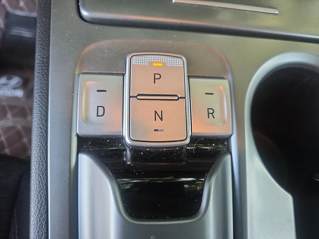 2021 Hyundai Kona EV Preferred in Stratford, Ontario - 14 - w1024h768px
