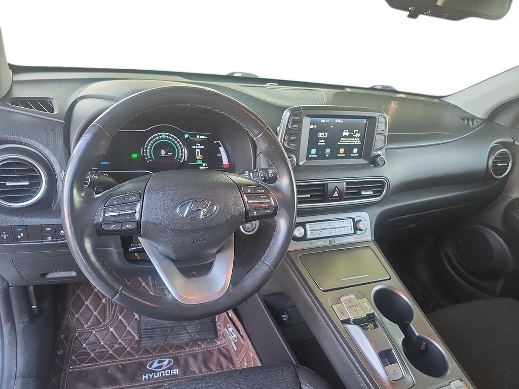2021 Hyundai Kona EV Preferred in Stratford, Ontario - 9 - w1024h768px